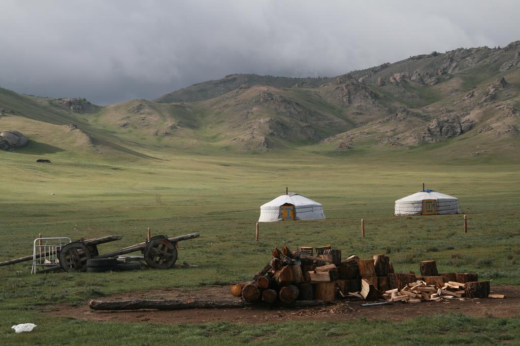 Golden Gobi Hostel & Tours Ulaanbaatar Exterior photo