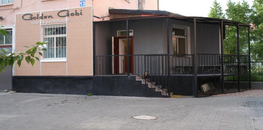 Golden Gobi Hostel & Tours Ulaanbaatar Exterior photo